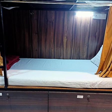 Hotel Golden View Dormitory Mumbai Exterior foto