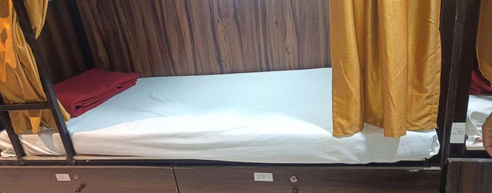 Hotel Golden View Dormitory Mumbai Exterior foto