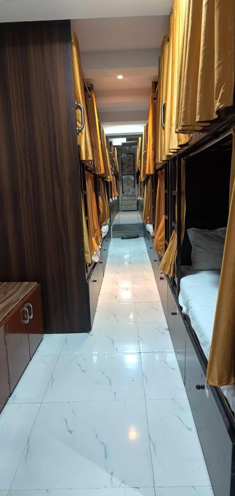 Hotel Golden View Dormitory Mumbai Exterior foto